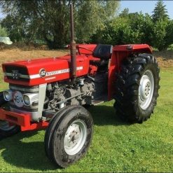 MF 152 - Massey Ferguson